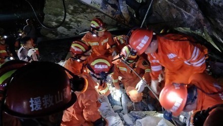 液體硅膠廠家心系地震災區(qū)，祈禱平安